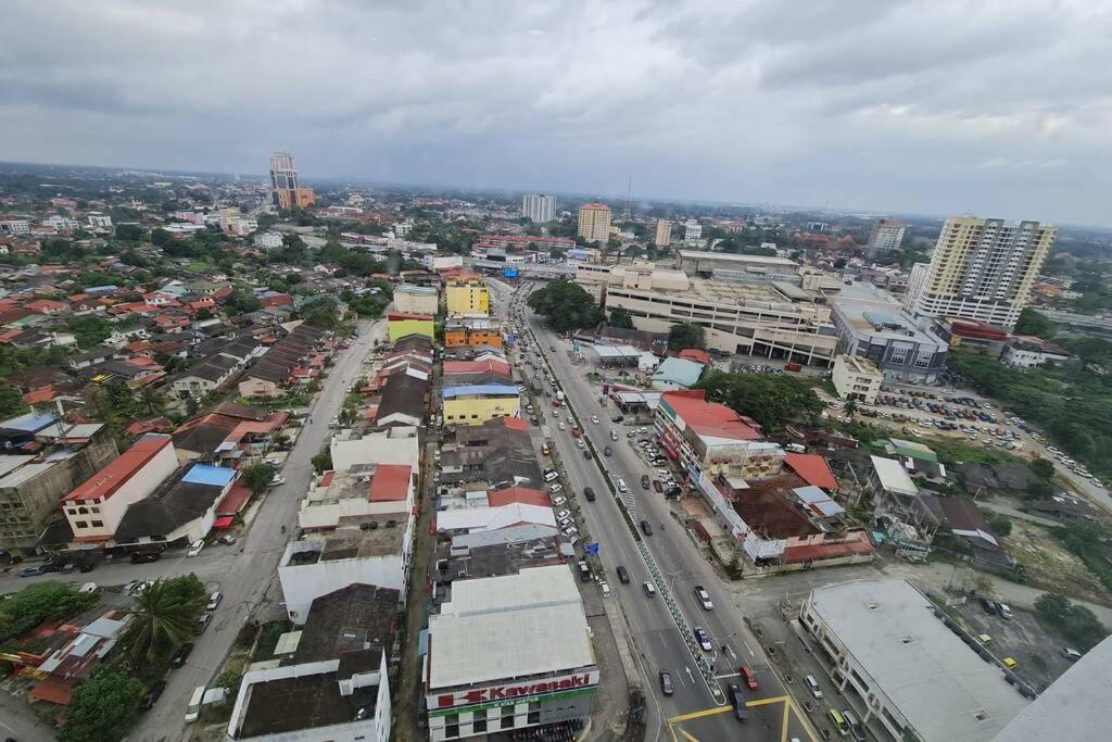 Mizrai Troika Homestay With Kota Bharu City View Esterno foto